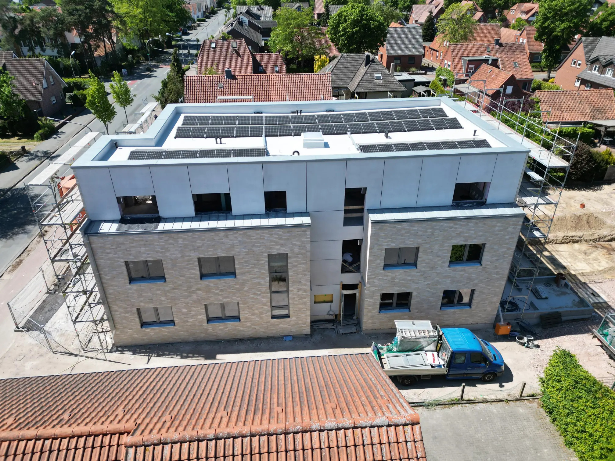 We make it possible: thin façade panels